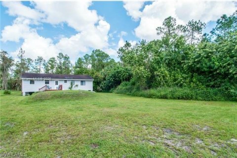 Terreno en venta en Naples, Florida № 1850384 - foto 2