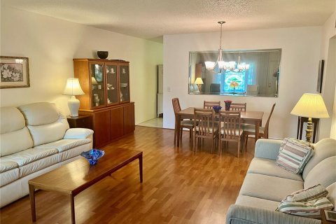 Condo in Clearwater, Florida, 2 bedrooms  № 1829445 - photo 6