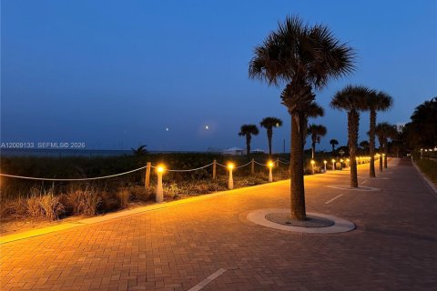Copropriété à louer à Miami Beach, Floride: 2 chambres, 93.83 m2 № 2146449 - photo 25