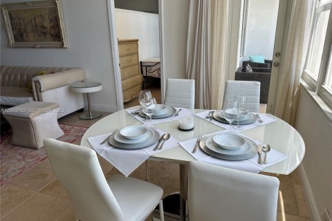 Copropriété à louer à Miami Beach, Floride: 2 chambres, 93.83 m2 № 2146449 - photo 6