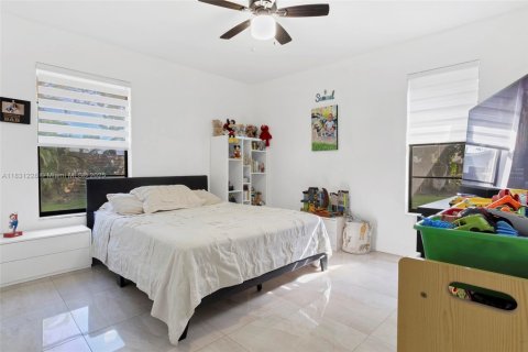 Купить виллу или дом в Тамарак, Флорида 3 спальни, 184.69м2, № 1991942 - фото 26