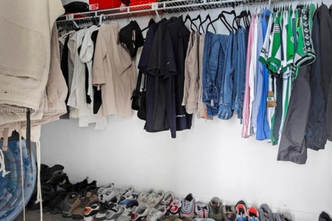 Купить виллу или дом в Тамарак, Флорида 3 спальни, 184.69м2, № 1991942 - фото 25