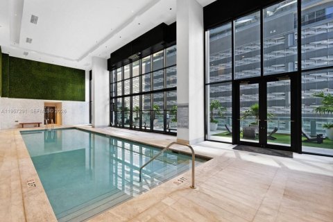 Condominio en alquiler en Miami, Florida, 41.06 m2 № 2011261 - foto 18
