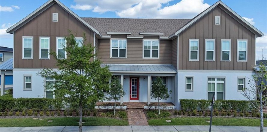 Townhouse in Orlando, Florida 3 bedrooms, 179.02 sq.m. № 2214115