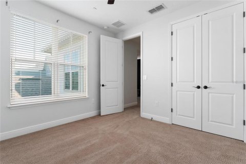 Townhouse in Orlando, Florida 3 bedrooms, 179.02 sq.m. № 2214115 - photo 7
