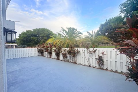 Снять в аренду виллу или дом в Майами, Флорида 3 спальни, 158.03м2, № 2007075 - фото 21