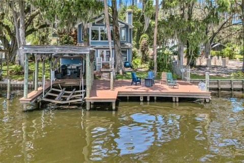 Villa ou maison à vendre à Astor, Floride: 2 chambres, 149.76 m2 № 2199413 - photo 6