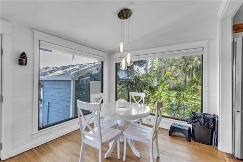 Villa ou maison à vendre à Astor, Floride: 2 chambres, 149.76 m2 № 2199413 - photo 18