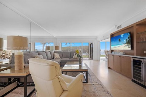 Купить кондоминиум в Ки-Ларго, Флорида 4 спальни, 183.02м2, № 2045311 - фото 3