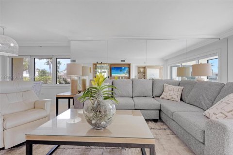 Купить кондоминиум в Ки-Ларго, Флорида 4 спальни, 183.02м2, № 2045311 - фото 4