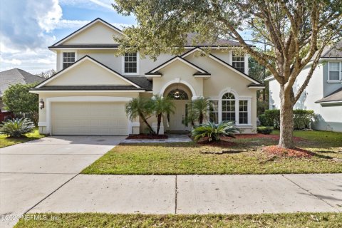 House in Fleming Island, Florida 5 bedrooms, 269.6 sq.m. № 835640 - photo 1