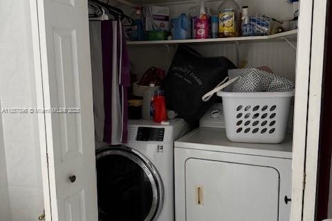 House in Cutler Bay, Florida 4 bedrooms, 231.33 sq.m. № 1895270 - photo 7