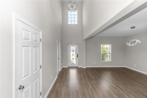 House in Melbourne, Florida 5 bedrooms, 245.35 sq.m. № 1885419 - photo 13