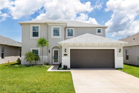 House in Melbourne, Florida 5 bedrooms, 245.35 sq.m. № 1885419 - photo 2