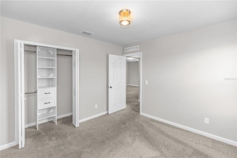 House in Melbourne, Florida 5 bedrooms, 245.35 sq.m. № 1885419 - photo 23