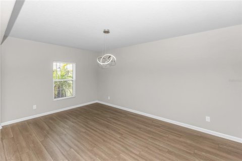 House in Melbourne, Florida 5 bedrooms, 245.35 sq.m. № 1885419 - photo 15
