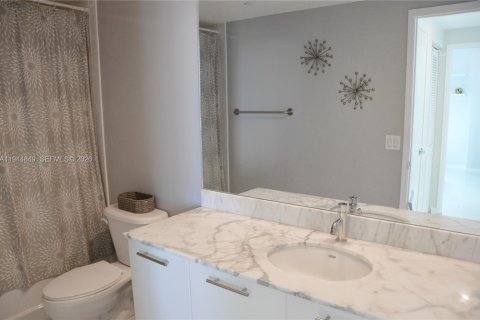 Copropriété à louer à Miami, Floride: 2 chambres, 102.29 m2 № 2001256 - photo 16