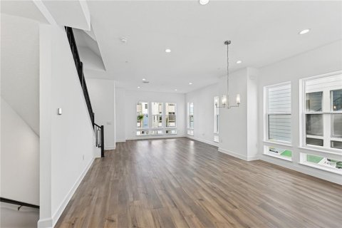 Townhouse in Orlando, Florida 3 bedrooms, 193.7 sq.m. № 1557012 - photo 3
