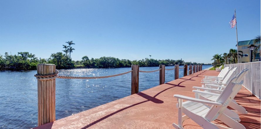 Condo in Boynton Beach, Florida, 1 bedroom  № 2175581