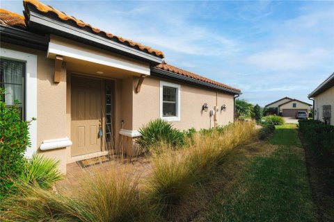 House in Odessa, Florida 2 bedrooms, 156.91 sq.m. № 1531580 - photo 2