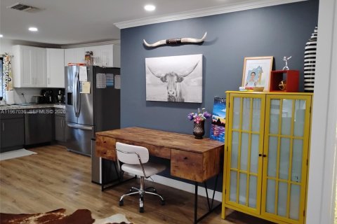 House in Fort Myers, Florida 3 bedrooms, 133.41 sq.m. № 2028428 - photo 14