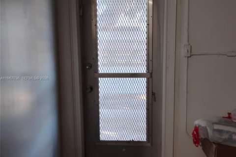 House in Fort Myers, Florida 3 bedrooms, 133.41 sq.m. № 2028428 - photo 20