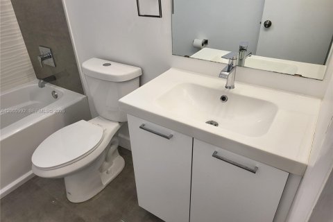 Снять в аренду кондоминиум в Плантация, Флорида 4 спальни, 201.6м2, № 2065320 - фото 24