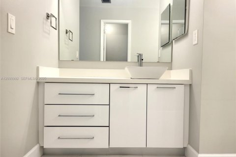 Снять в аренду кондоминиум в Плантация, Флорида 4 спальни, 201.6м2, № 2065320 - фото 27