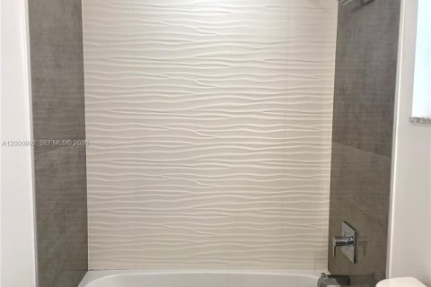 Снять в аренду кондоминиум в Плантация, Флорида 4 спальни, 201.6м2, № 2065320 - фото 22