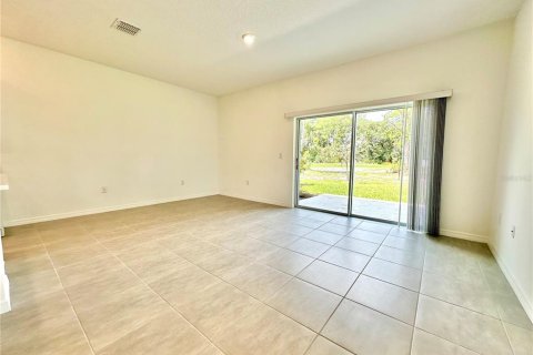 Touwnhouse à louer à Edgewater, Floride: 3 chambres, 148.83 m2 № 1915502 - photo 9