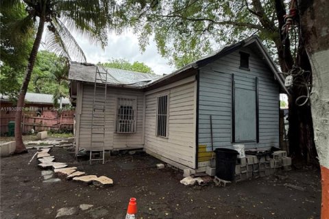 Propiedad comercial en venta en Miami, Florida, 325.81 m2 № 1952751 - foto 6