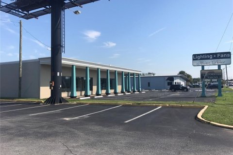 Propiedad comercial en venta en Ocala, Florida, 1015.7 m2 № 1069883 - foto 8