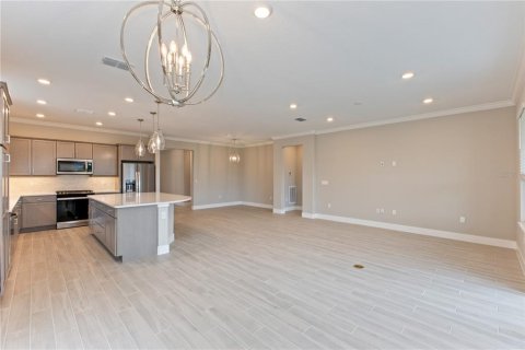 House in Ocala, Florida 2 bedrooms, 191.38 sq.m. № 1856048 - photo 3