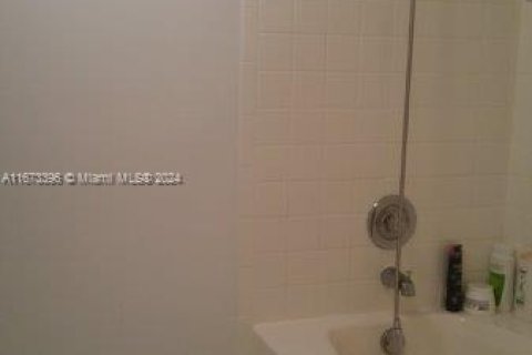 Condominio en venta en West Palm Beach, Florida, 3 dormitorios, 140.28 m2 № 1727430 - foto 3