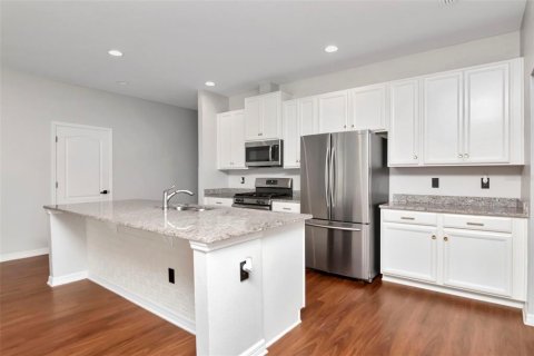 House in Riverview, Florida 4 bedrooms, 204.85 sq.m. № 1803176 - photo 21