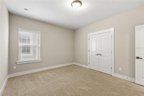 House in Kissimmee, Florida 3 bedrooms, 240.15 sq.m. № 2148194 - photo 28