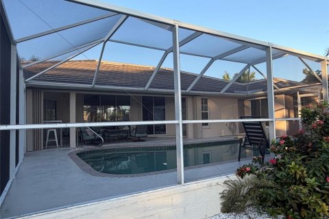 House in Punta Gorda, Florida 3 bedrooms, 187.85 sq.m. № 2393456 - photo 5