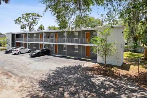 Apartment in Titusville, Florida 2 bedrooms, 69.68 sq.m. № 1869720 - photo 2