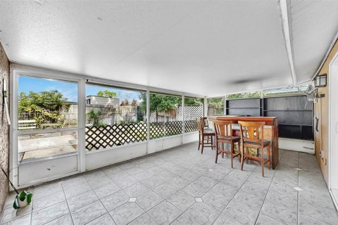 Villa ou maison à vendre à Port Richey, Floride: 5 chambres, 191.19 m2 № 1586433 - photo 18