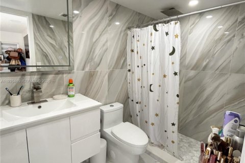 Купить кондоминиум в Майами, Флорида 2 спальни, 97.55м2, № 1984270 - фото 22