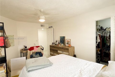 Купить кондоминиум в Майами, Флорида 2 спальни, 97.55м2, № 1984270 - фото 3