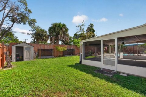 House in Apollo Beach, Florida 3 bedrooms, 103.86 sq.m. № 2421659 - photo 25