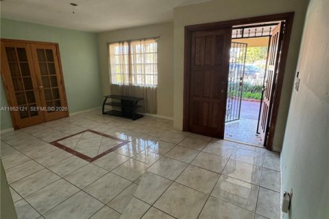 Купить виллу или дом в Майами, Флорида 3 спальни, 187.66м2, № 2006471 - фото 7