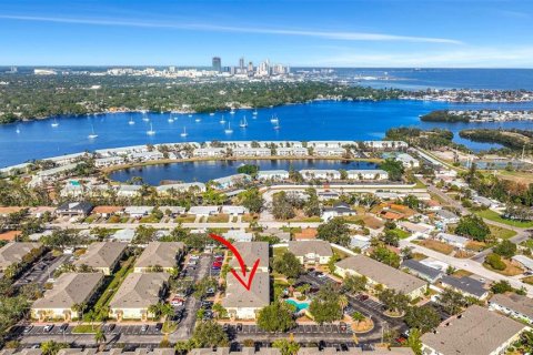 Adosado en alquiler en Saint Petersburg, Florida, 2 dormitorios, 142.88 m2 № 1734097 - foto 21
