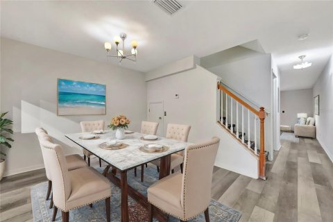 Adosado en alquiler en Saint Petersburg, Florida, 2 dormitorios, 142.88 m2 № 1734097 - foto 9