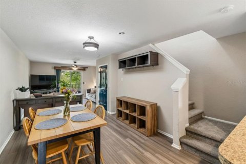 Townhouse in PALM RIVER TOWNHOMES in Tampa, Florida 2 bedrooms, 111.48 sq.m. № 2227399 - photo 14