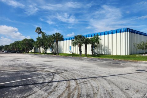 Commercial property in Pompano Beach, Florida № 1099065 - photo 1