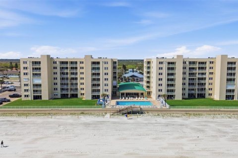Купить кондоминиум в Порт-Оранж, Флорида 8 комнат, 111.48м2, № 2098120 - фото 2