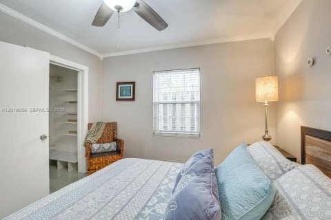 House in Fort Lauderdale, Florida 2 bedrooms, 64.57 sq.m. № 2253657 - photo 15