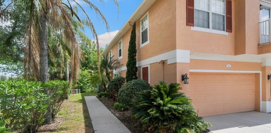 Condo à New Port Richey, Floride, 3 chambres № 1108378
